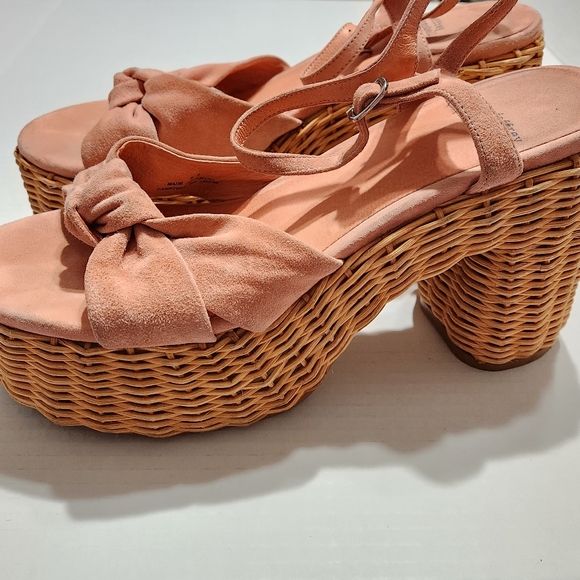 Jeffrey Campbell Tea Party Blush Suede Wicker Platform Sandals - Picture 9 of 11